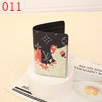 偽物ルイヴィトン財布